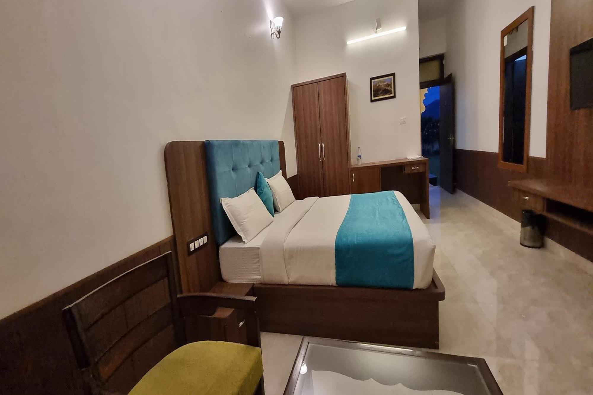 Maangarh Resorts Udaipur Exteriör bild